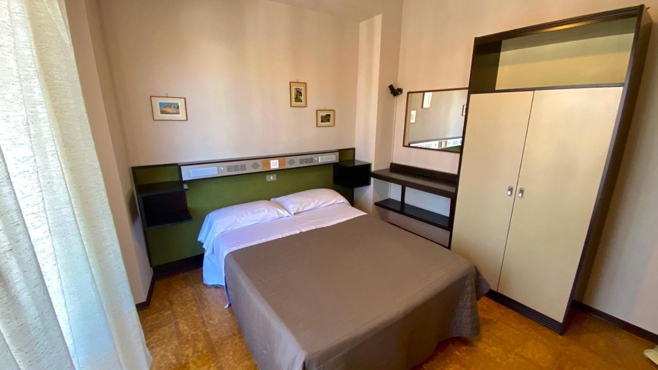 Umbria Green Central Rooms Кастильоне дел Лаго Екстериор снимка