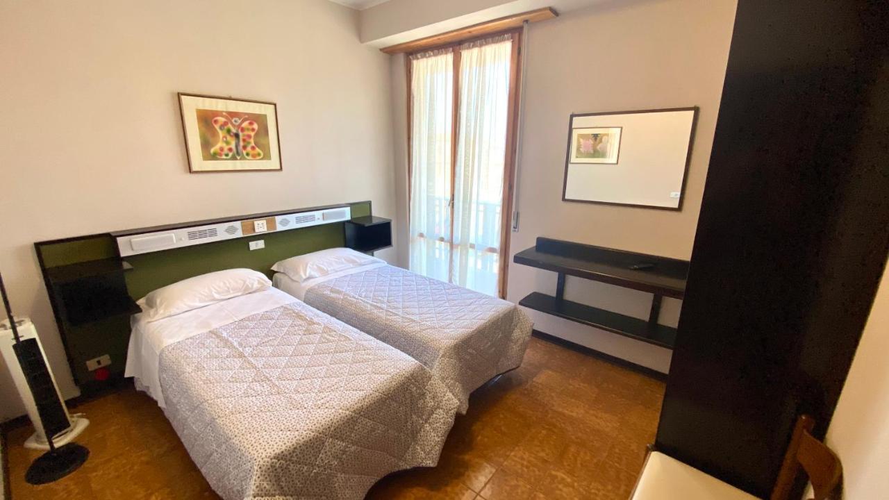 Umbria Green Central Rooms Кастильоне дел Лаго Екстериор снимка