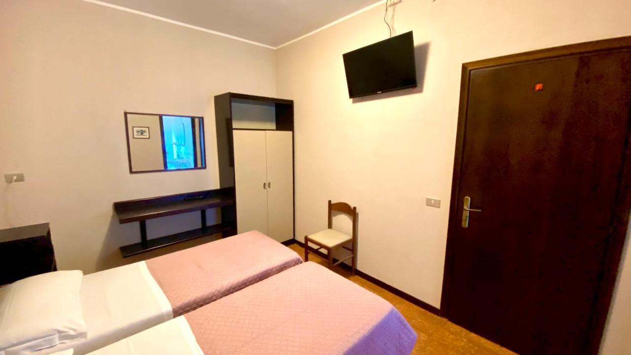 Umbria Green Central Rooms Кастильоне дел Лаго Екстериор снимка